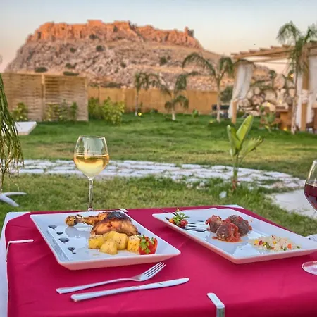 Alia Beach 3* شاراكي