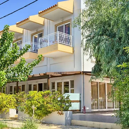 Alia Beach 3* شاراكي