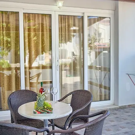 Alia Beach Hotel Haraki