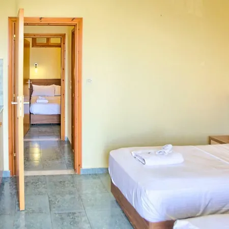 Alia Beach 3*